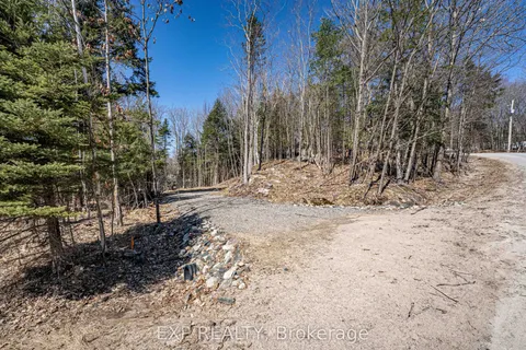 00 Sunnyside Street, Dysart et al, ON K0M 1S0