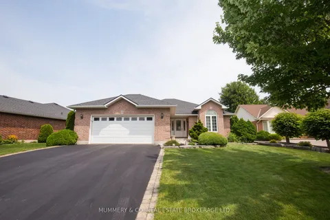 19 Coastal Court, Norfolk, ON N0A 1N7