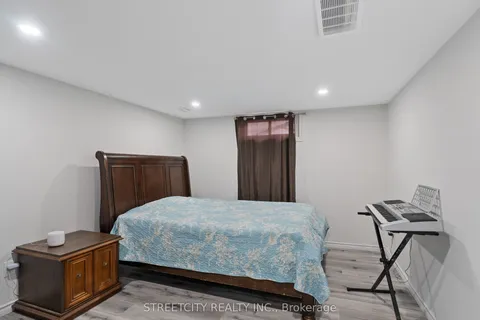 54 Brennan Drive, Strathroy-Caradoc, ON N7G 3S3