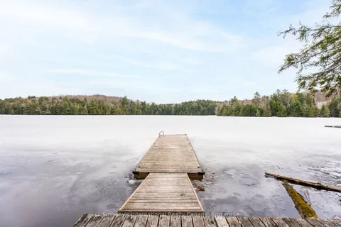 1048 Longline Lake Road, Lake of Bays, ON P0B 1A0