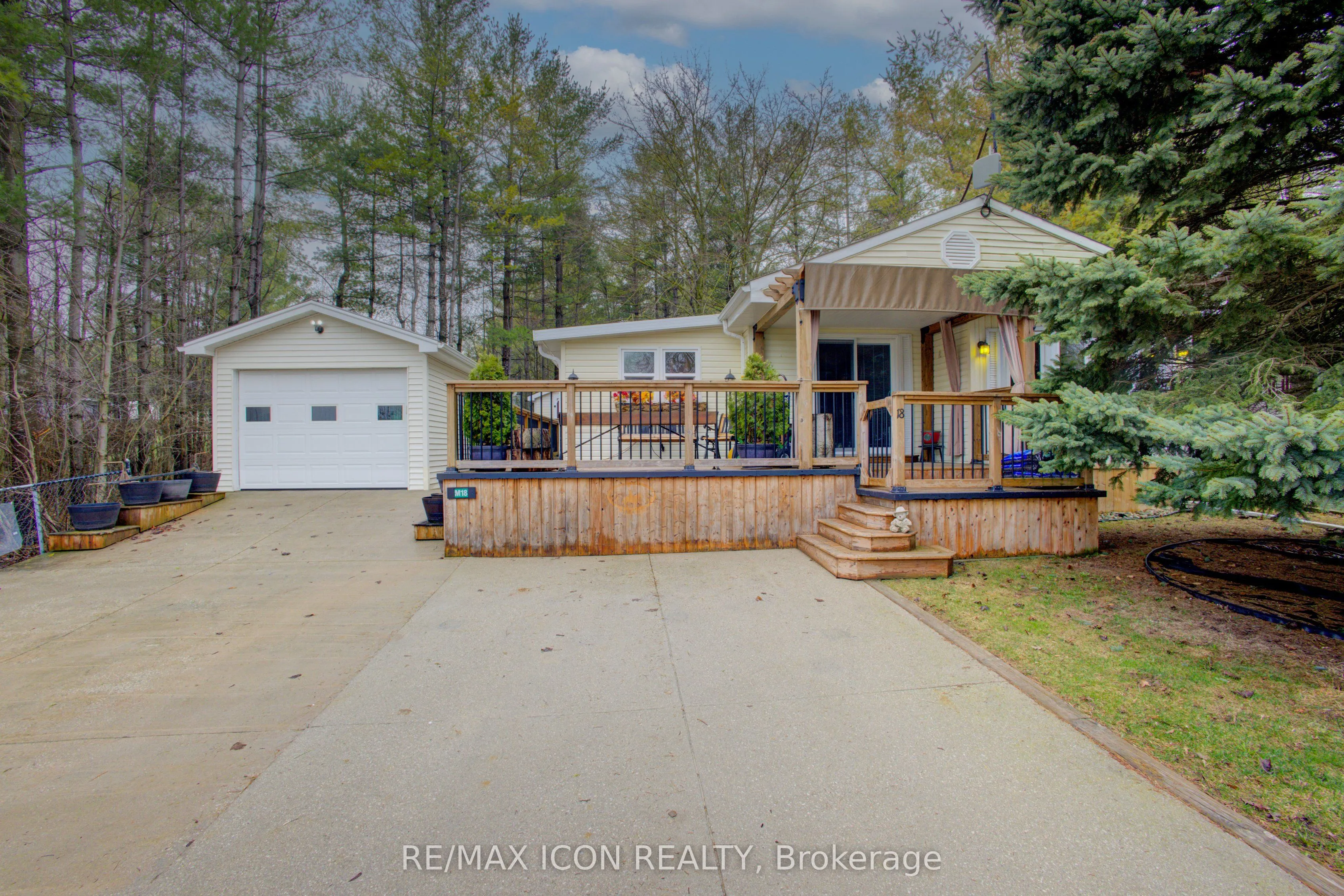 18 Maple N/A, Wellington North, ON N0G 2L0