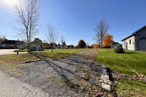 26 Penny Lane, South Stormont, ON K0C 1P0