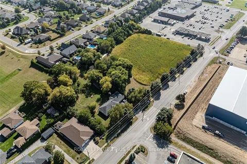 822 24 Regional Road, Norfolk, ON N0E 1Y0