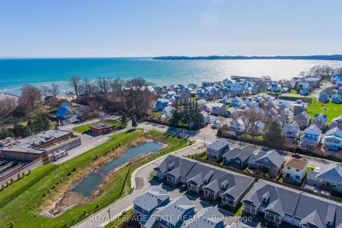 18 South Coast Circle, Fort Erie, ON L0S 1B0
