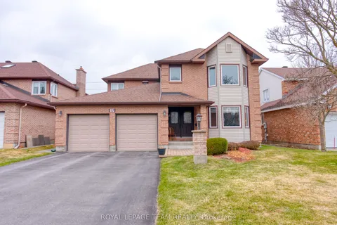 17 Arbuckle Crescent, South of Baseline to Knoxdale, ON K2G 5H1