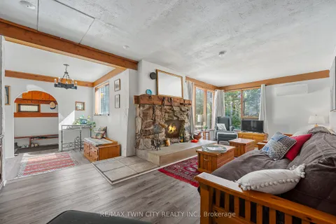 178 Brophy's Lane, Blue Mountains, ON L9Y 0K3