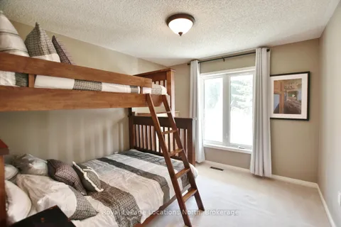 168 Queen's Bush Drive, Meaford, ON N0H 1B0
