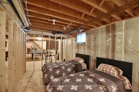 168 Queen's Bush Drive, Meaford, ON N0H 1B0