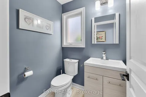 5743 Jake Crescent, Niagara Falls, ON L2H 0G3