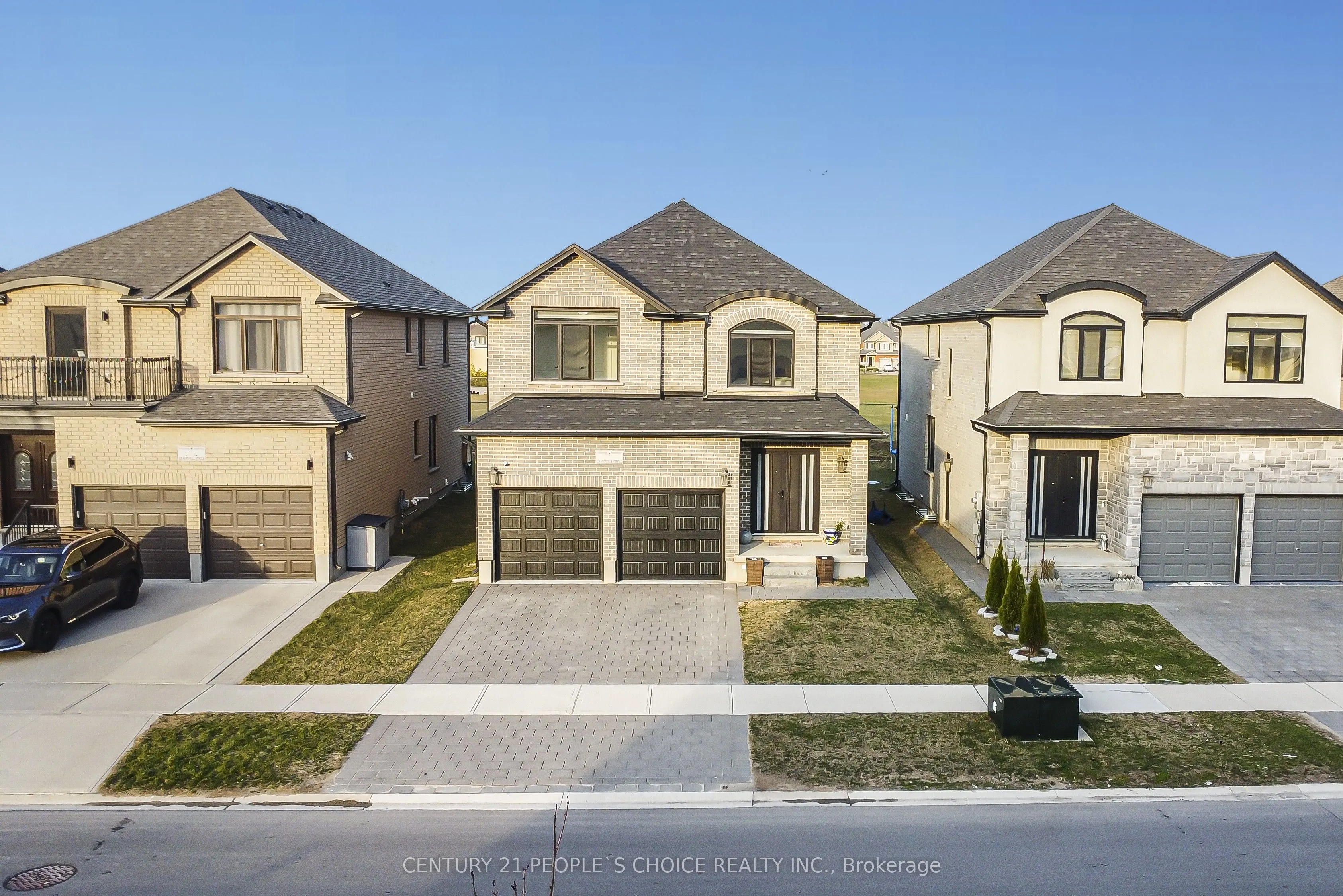 24 Grandville Circle, Brant, ON N3L 0E9