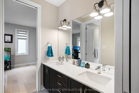 2835 Sheffield Place, ON N6M 0J2