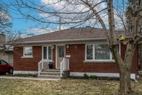 1941 Haig Drive, Elmvale Acres and Area, ON K1G 2J9