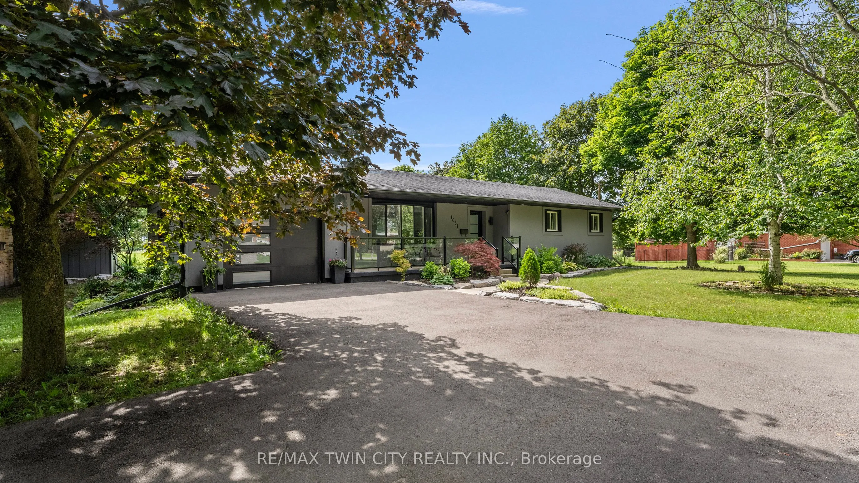 1651 Villa Nova Road, Norfolk, ON N0E 1Z0