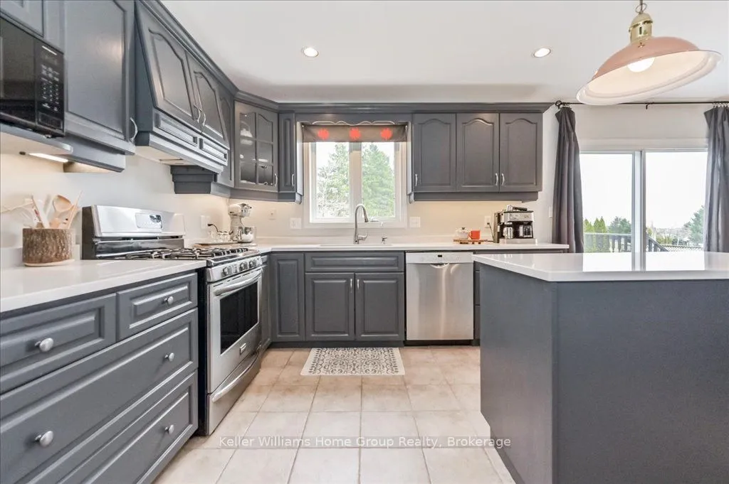 35 Thomas Boulevard, Centre Wellington, ON N0B 1S0
