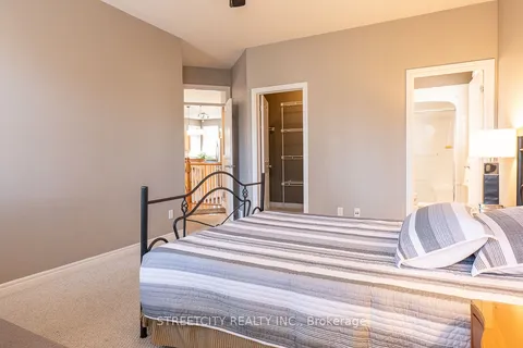 1091 South Wenige Drive, London North, ON N5X 4G5