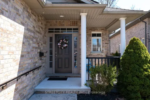 1091 South Wenige Drive, London North, ON N5X 4G5