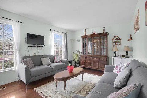 88 Metcalfe Crescent, London South, ON N6E 1H9