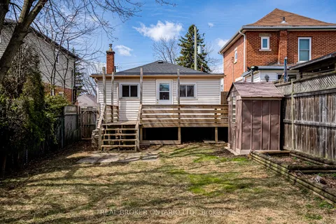 77 East 24th Street, Hamilton, ON L8V 2X9