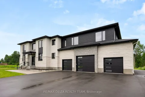 663 Ballycastle Crescent, ON K1X 0A3