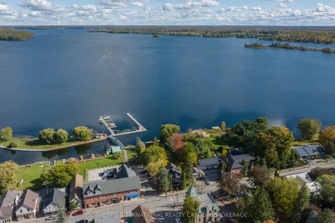 43 Main Street, Westport, ON K0G 1X0
