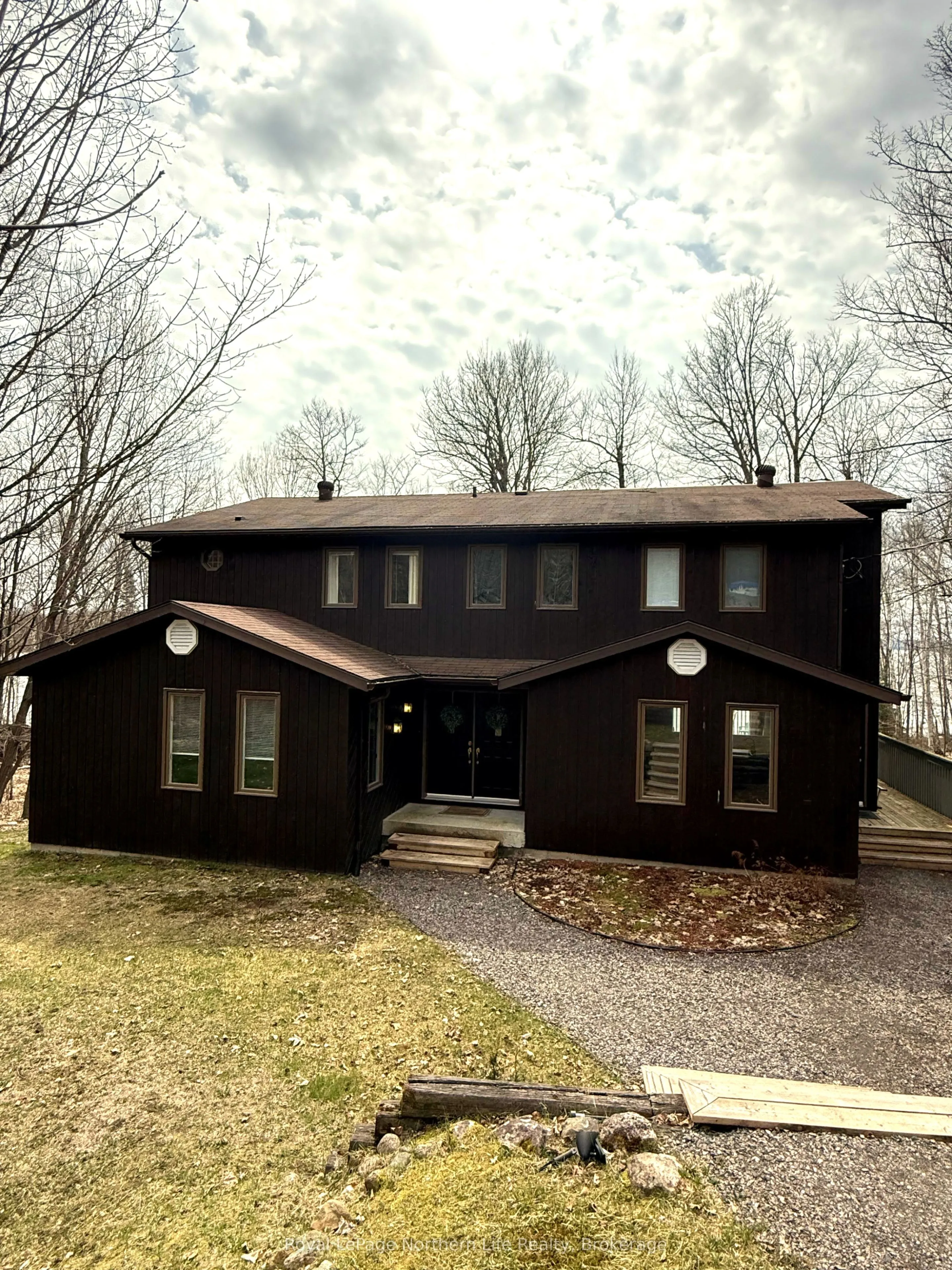 272 Waukegan Road, East Ferris, ON P0H 1K0