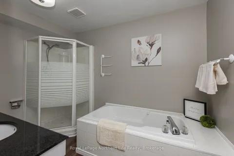 272 Waukegan Road, East Ferris, ON P0H 1K0
