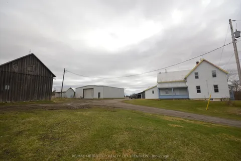102 Scheel Drive, McNab/Braeside, ON K7S 3G8