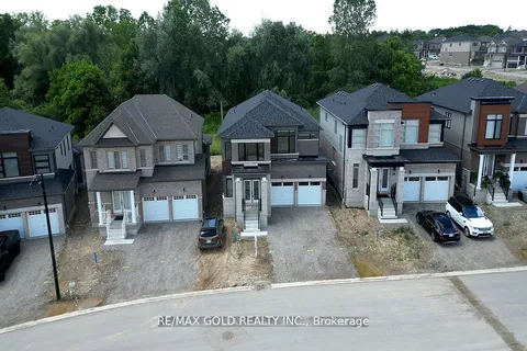33 Gilham Way, Brant, ON N0E 1N0