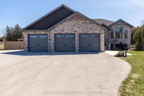 202 Meredith Way, Chatsworth, ON N0H 1G0