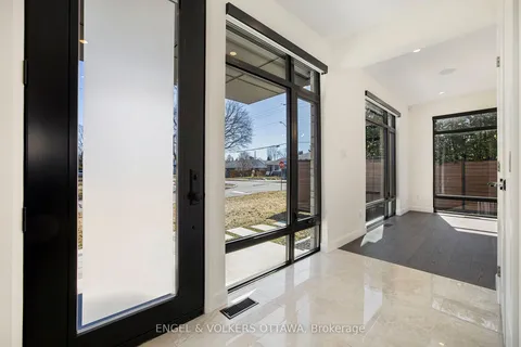 888 Melwood Avenue, McKellar Heights - Glabar Park and Area, ON K2A 3C3