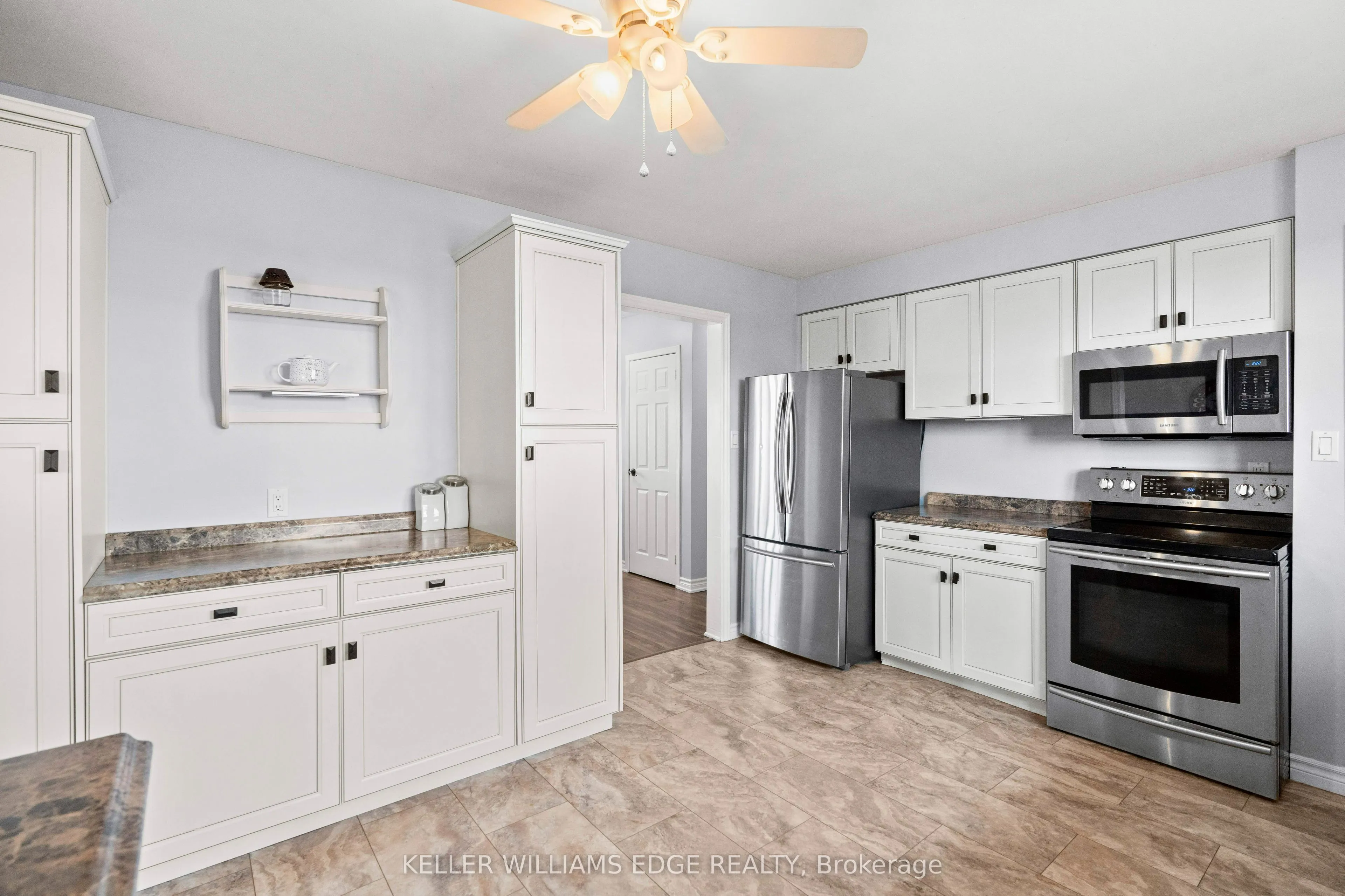 1786 8 Concession, Hamilton, ON N1R 5S2