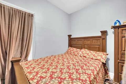 416 Erie Street, Windsor, ON N9A 3X4