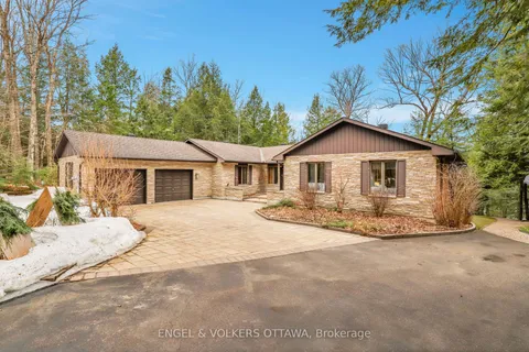 7 Deerfield Drive, McNab/Braeside, ON K0A 3L0