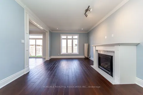 59 Whittington Drive, Hamilton, ON L9K 0G8