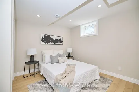 5508 Hillsdale Avenue, Niagara Falls, ON L2G 4T9