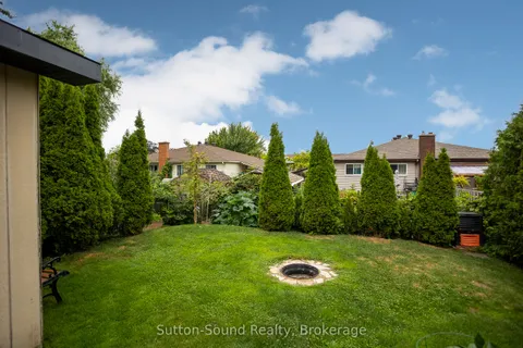 1160 12th Street, Owen Sound, ON N4K 5Y6