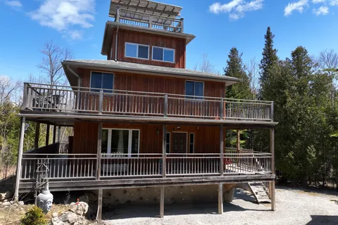 38 DEVILS GLEN Road, Northern Bruce Peninsula, ON N0H 2T0