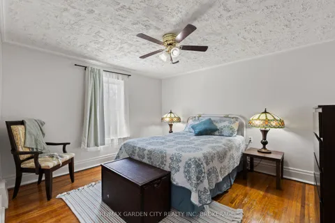 4730 SIXTH Avenue, Niagara Falls, ON L2E 4T7