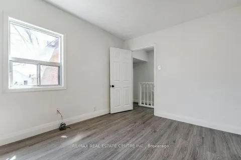 64 Crooks Street, Hamilton, ON L8R 2Z6