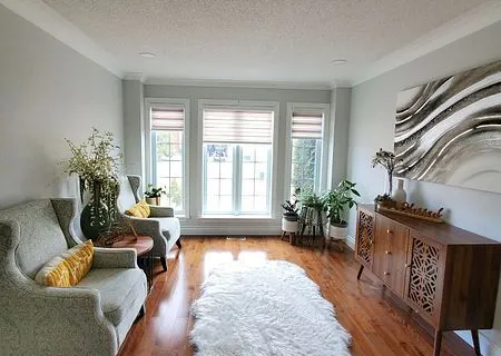 106 Knudson Drive, Kanata, ON K2K 2L5