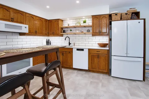 425 Greenwood Drive, Stratford, ON N5A 7S7