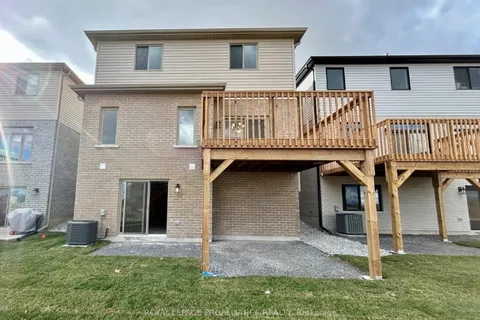 6 Peace River Street, Belleville, ON K8N 0V4