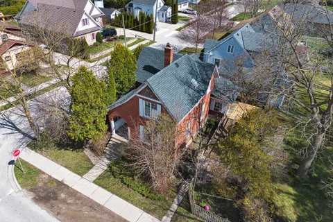 195 Campbell Street, ON N4W 1H8