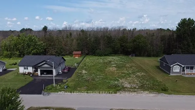 8 Albert Street, Edwardsburgh/Cardinal, ON K0E 1T1