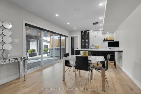1741 Upper West Avenue, London South, ON N6K 0J2