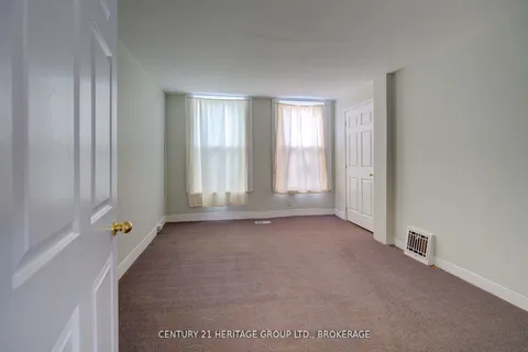 243 KING Street, Gananoque, ON K7G 1G4
