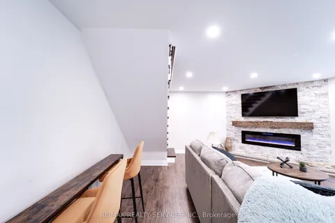 885 Glen Cedar Drive, ON K9J 6X5
