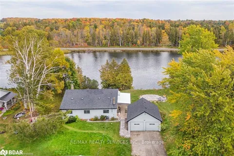 885 Glen Cedar Drive, Smith-Ennismore-Lakefield, ON K9J 6X5