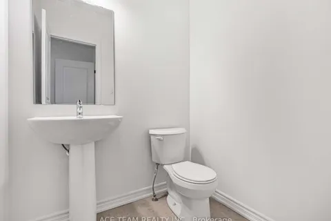 136 Molozzi Street, Erin, ON N0B 1T0