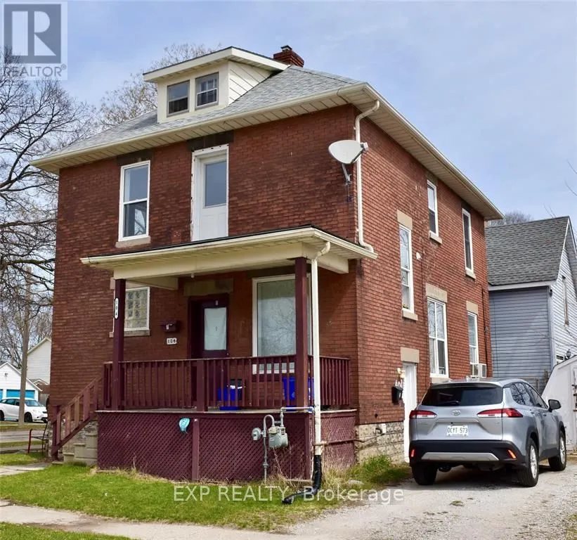 104 Forsyth Street, Sarnia, ON N7T 3A7